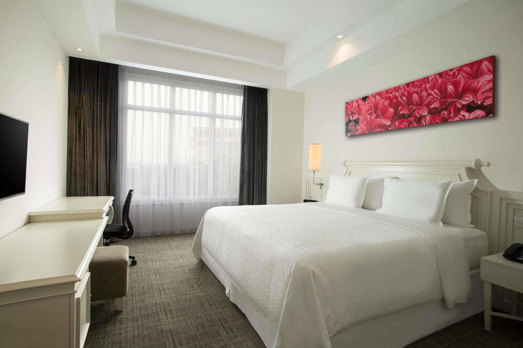 Four Points By Sheraton Hotel